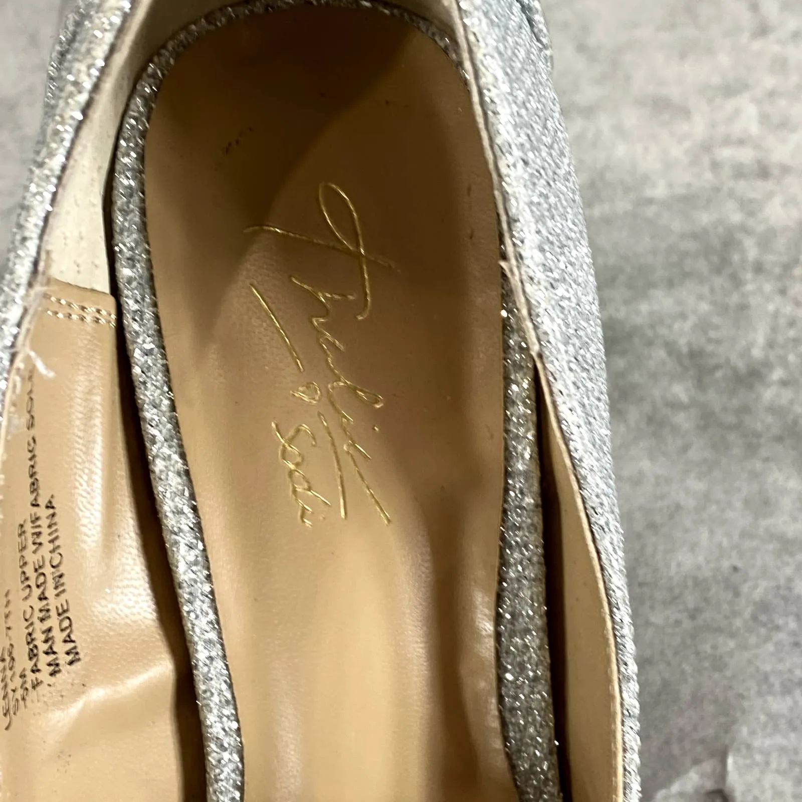 THALIA SODI Women's Silver Rhinestone Embellished Lenna Stiletto Pumps SZ 5